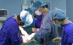 Chán ăn, mệt mỏi, đi khám phát hiện u máu gan khổng lồ
