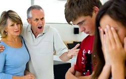 Bố mẹ được nghỉ ngơi và các con bay nhảy