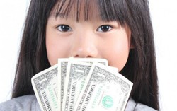 Con suốt ngày nghĩ đến tiền vì mẹ hay “ôn nghèo kể khổ”