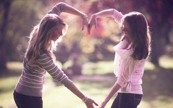 Tình bạn của cô gái mắc bệnh ung thư
