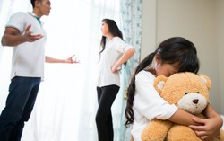 Con chứng kiến bạo hành gia đình: Hậu quả khôn lường