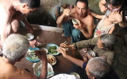Ngôi nhà ấm áp của đại gia đình vé số