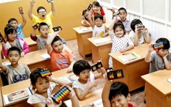 Trẻ mẫu giáo đã phải làm 'siêu nhân'