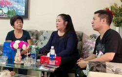 Giữa showbiz lũng đoạn các giá trị ảo, vẫn tồn tại một thứ chân thật là tình nghệ sĩ
