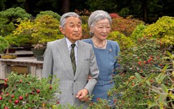 Nhật hoàng Akihito cám ơn người vợ ‘chung lưng đấu cật’ 60 năm qua