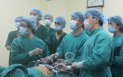 Lần đầu áp dụng kỹ thuật nội soi cắt u gan đa ổ thùy gan trái