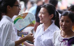 Bố trí xe chuyên dụng đề phòng thí sinh ngất