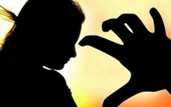 Tạm giam gã đàn ông hiếp dâm cô gái thiểu năng trí tuệ