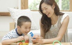Bà mẹ 'không cố trở nên hoàn hảo' chia sẻ cách dạy con