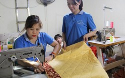 Tiệm may đặc biệt của các cô thợ câm điếc