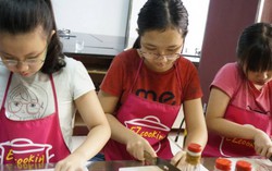 Trẻ chọn học nấu ăn thay vì chơi ipad