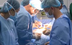 Con hiến thận để cứu cha bị suy thận nặng