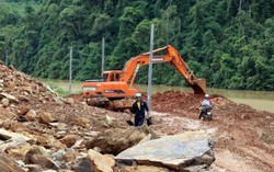 Lai Châu: Gần 30 hộ dân bản Gia Tè vẫn bị cô lập sau lũ