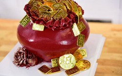 Bánh hũ vàng, túi tài lộc gây sốt trong ngày Vía Thần tài