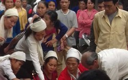 Thầy lang "chui" học hết lớp 7 bị phạt 50 triệu đồng