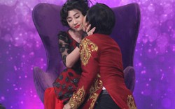 Kim Tử Long bất ngờ hôn má Thoại Mỹ ở Đường đến danh ca vọng cổ