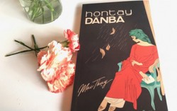 “Hôn tay đàn bà” của Mạc Thụy - Nụ hôn kiểu Pháp chạm đến mọi trái tim