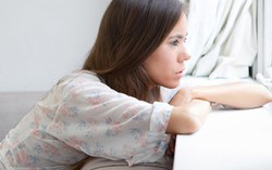 8 năm bên nhau chồng vẫn không nguôi chuyện cũ
