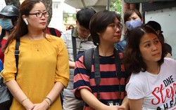 Con chưa thi xong mẹ đã cuống cuồng tìm trường dân lập