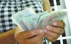 Tạm giữ 6 đối tượng để điều tra hành vi cho vay nặng lãi