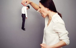 Tôi gầy còm, xấu trai, vợ luôn nghĩ có gái theo hàng đàn