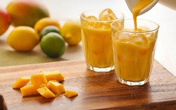 Sử dụng trái xoài theo 3 công thức này giúp đánh bay táo bón 