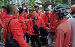 Go-Viet nói gì về chính sách mới khiến hàng loạt tài xế đình công?