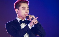 Sơn Tùng M-TP hát 'Chắc ai đó sẽ về' cùng "rừng" fan