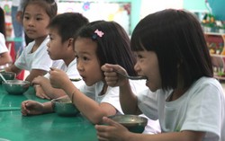Cải thiện tình trạng suy dinh dưỡng cho gần 2.100 trẻ