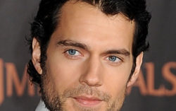 “Siêu nhân” Henry Cavill: Vẫn độc thân vì… quá bận rộn