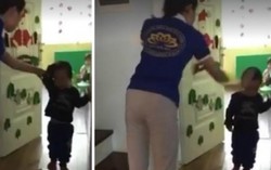 Giáo viên bạo hành trẻ có dấu hiệu tội cố ý gây thương tích?