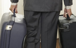 Chàng kĩ sư lừa tình lừa tiền