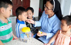 Ở nơi đó hơn nửa thế kỷ các xơ đã chăm sóc, nuôi dạy hàng trăm trẻ mồ côi, cơ nhỡ
