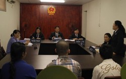 Miễn trách nhiệm hình sự 2 bị cáo cướp bánh mì