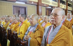 Ni giới Việt Nam làm đẹp cho đạo, làm tốt cho đời