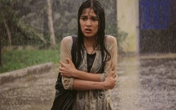 Nhung Kate trở thành cô hầu gái trong phim kinh dị của Derek Nguyễn