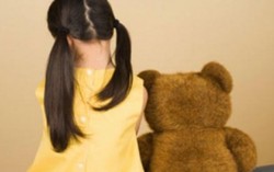 Tiến sĩ bày cách 'bắt bệnh' và điều trị trẻ tự kỷ