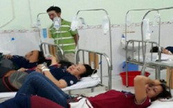 Bình Dương: Gần 200 công nhân nhập viện sau bữa trưa