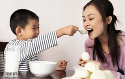 'Con chỉ mong bác ốm!'