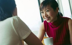 Quý bà cũng cần 'học ăn học nói'