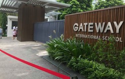 Vụ học sinh trường Gateway tử vong trên xe: Khởi tố giáo viên chủ nhiệm