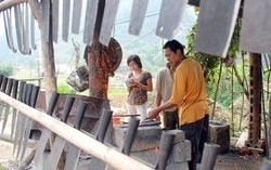 Ngược Cao Bằng lạc trôi làng rèn nghìn tuổi