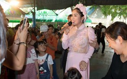 Nữ diễn viên 'Gạo nếp, gạo tẻ' xuất hiện tại sự kiện 'Dấu ấn Việt Nam 2018'