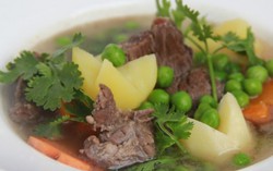 Ngọt mềm bò hầm đậu Hà Lan