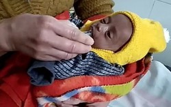 Cha mẹ chôn sống con vì nghĩ đứa trẻ bị ám 