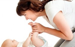 Chưa đăng ký kết hôn, con có thể mang họ cha?