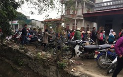Cô trò khóc hết nước mắt trong đám tang của nữ sinh bị bố sát hại