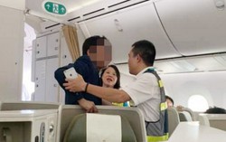 Xác minh vụ người đàn ông bị tố sàm sỡ cô gái trẻ trên máy bay