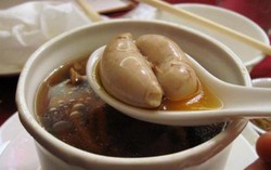 2 người ++: Thực hư kê gà tăng 'bản lĩnh'