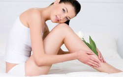 Khuỷu tay, đầu gối thâm xì trở nên trắng sáng bằng cách này